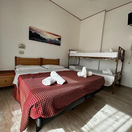 Anny Hotel Rimini Kültér fotó
