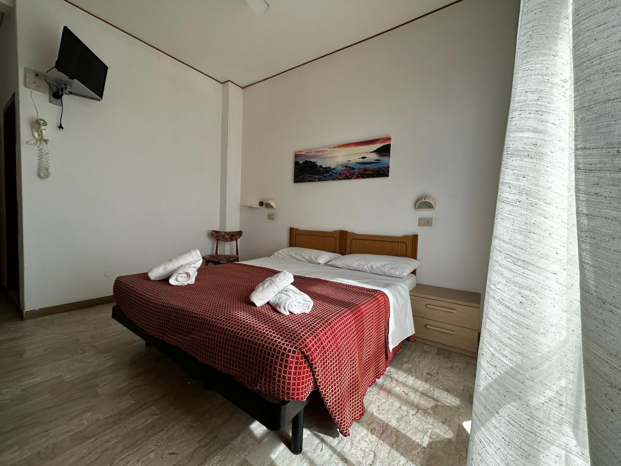Anny Hotel Rimini Kültér fotó