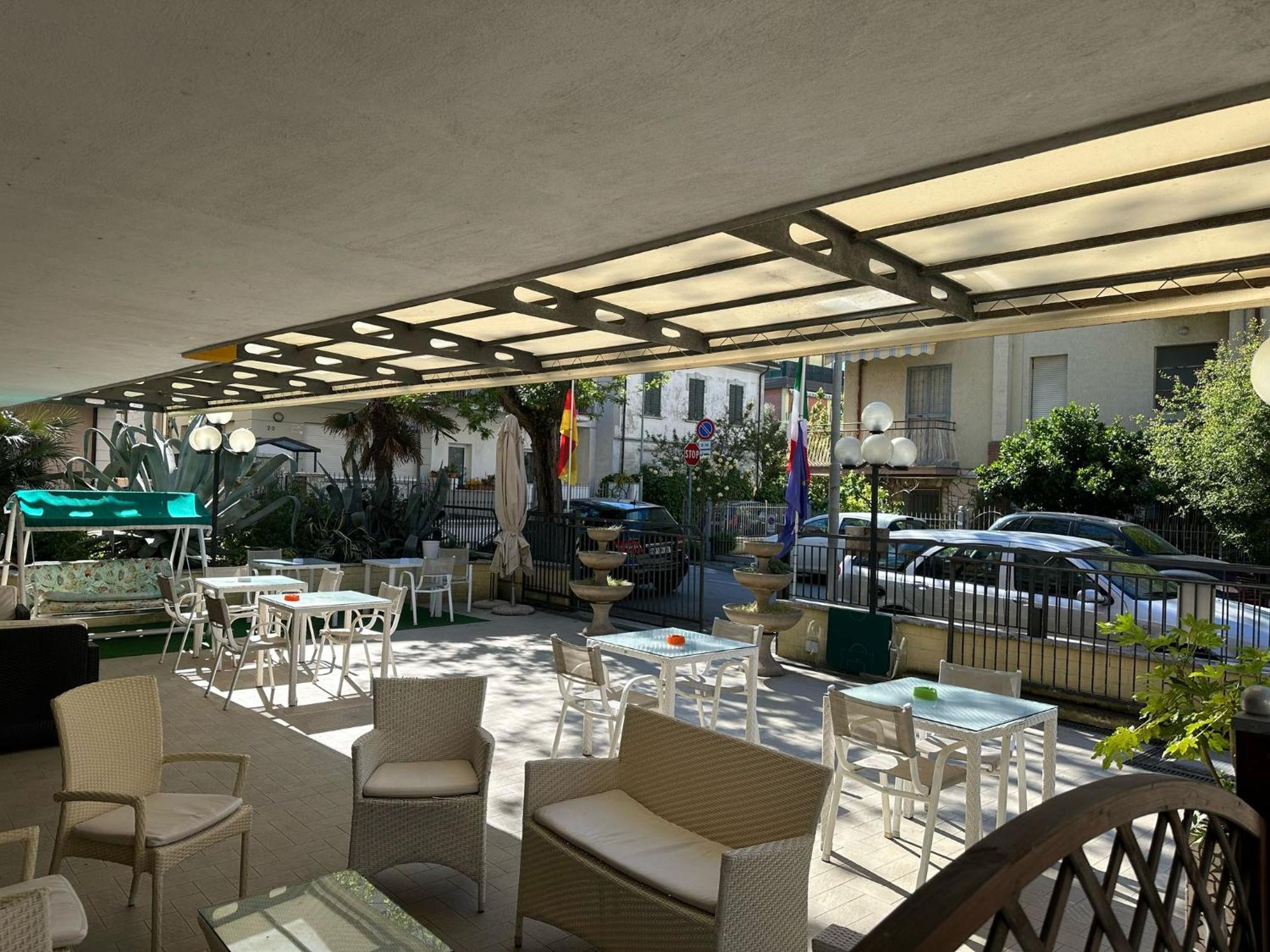 Anny Hotel Rimini Kültér fotó