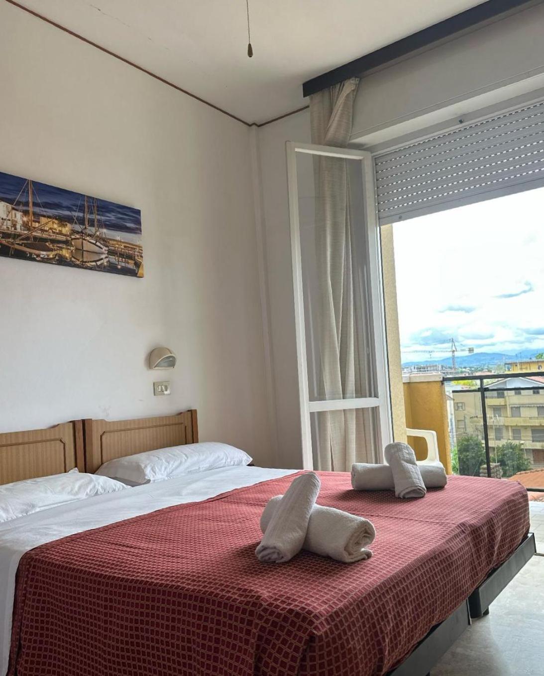 Anny Hotel Rimini Kültér fotó