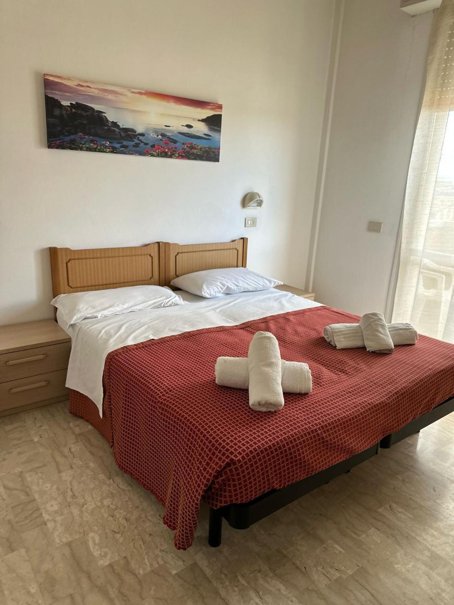 Anny Hotel Rimini Kültér fotó